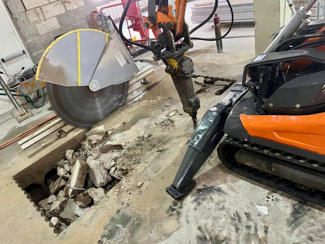 500mm Reinforced Concrete Slab Cutting & Robotic Demolition – Walsall
