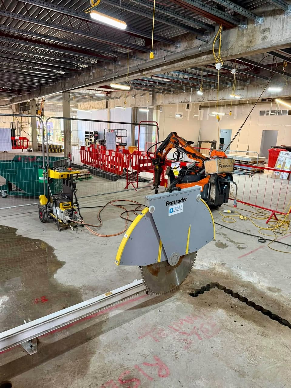 500mm Reinforced Concrete Slab Cutting & Robotic Demolition – Walsall